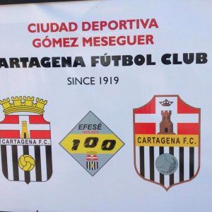 Campamento de fútbol en Cartagena en Ciudad Deportiva Gómez Meseguer